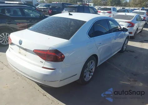 2018 Volkswagen Passat 2.0T Se from USA, damaged, VIN 1VWBA7A38JC012434